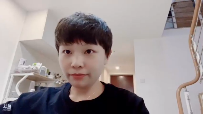 【2022-05-16 21点场】团团家可爱的B：【小奶团】今天开户外哟