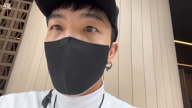 【2022-05-22 13点场】douyu小漠：小漠：成都第二天！