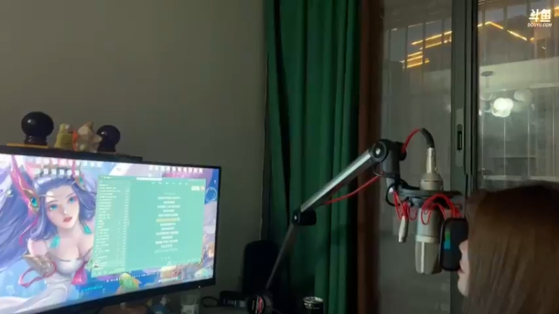 【2022-05-22 20点场】douyu小漠：小漠：成都最后一天！