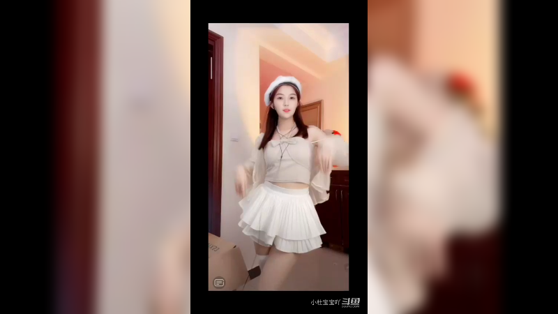 超清纯妹子   劲爆热舞   忍不住多看两眼1