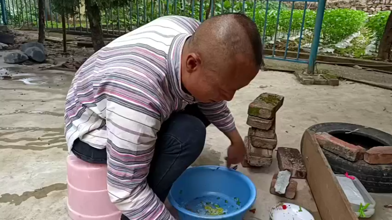 【2022-05-24 16点场】黑哥户外：武侠版大坏蛋，小时候最怕的光头