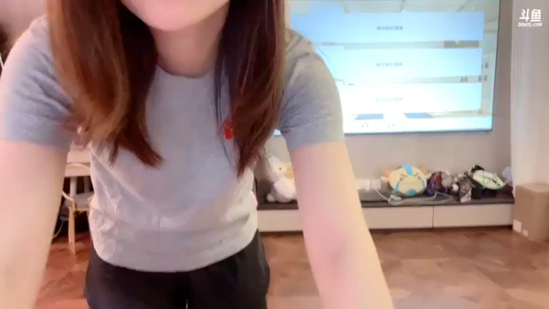 【2022-05-24 17点场】睡不醒的璨璨：健身，吃饭，打DOTA（在家70天）