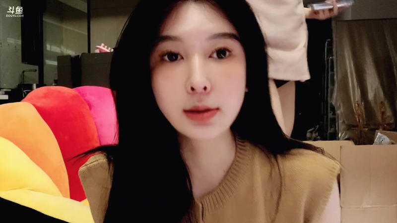 【户外】uneeZ的精彩时刻 20220524 00点场