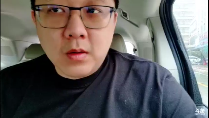 【2022-05-24 16点场】小鱼小鱼吃虾米：银子 薇薇 武汉我们来了！