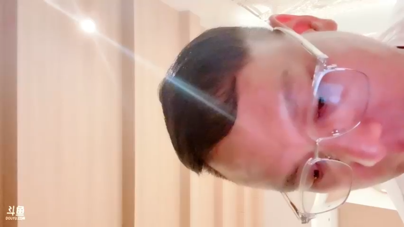 【2022-05-24 01点场】睡懵的渣皇：19-23号燃烧吧卡路里节目