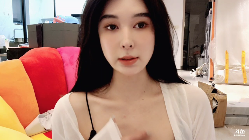 【户外】uneeZ的精彩时刻 20220524 20点场