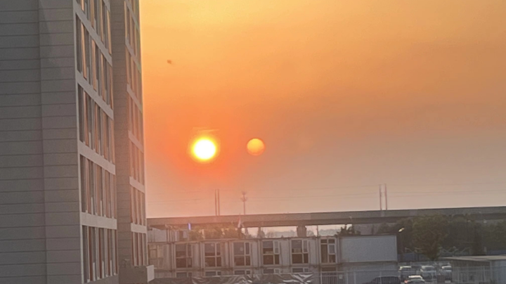 我打碎了夕阳