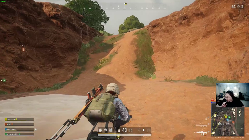 我在斗鱼看即将拥有人鱼线的PDD直播英雄联盟