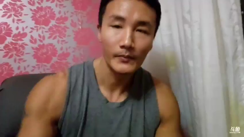 【2022-05-26 20点场】黑人毅：高科技器械练个腿