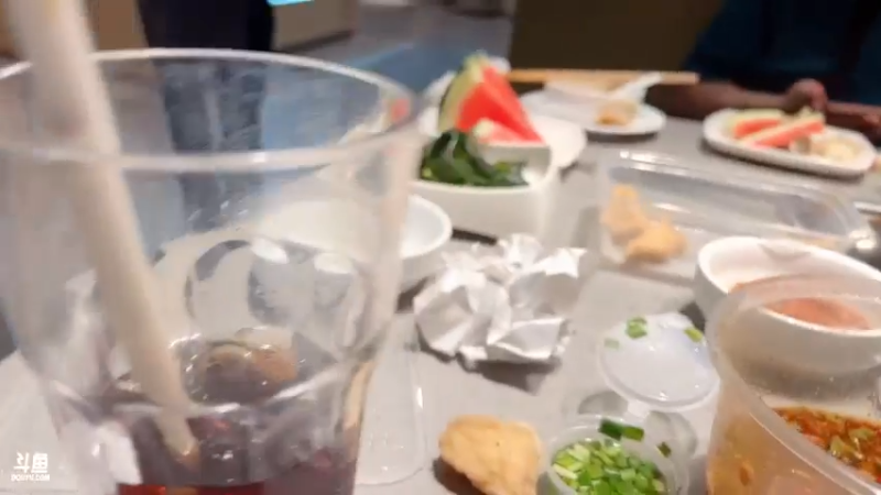 【2022-05-26 01点场】用户9946370946：紫琪：一生要强的小丑