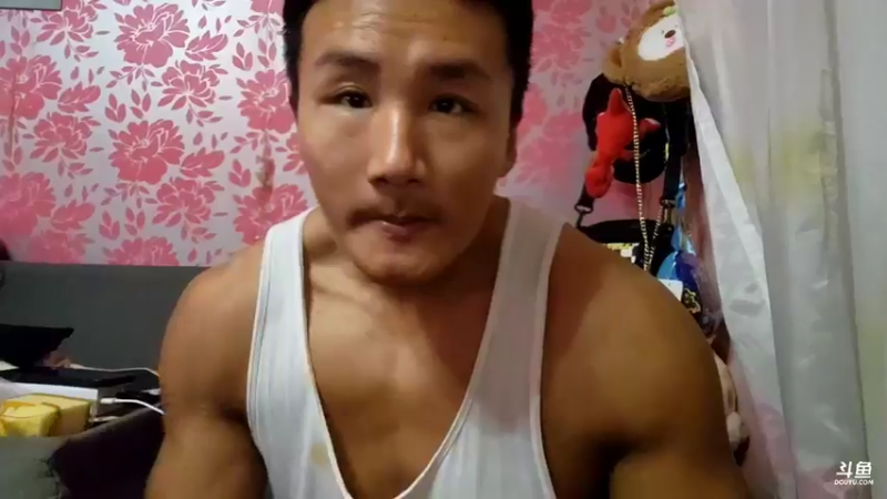 【2022-05-27 19点场】黑人毅：高科技器械练个腿