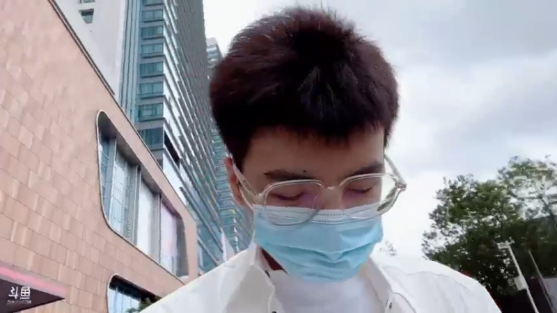 【2022-05-27 12点场】南波儿大魔王丶：和小姐姐户外去看熊猫