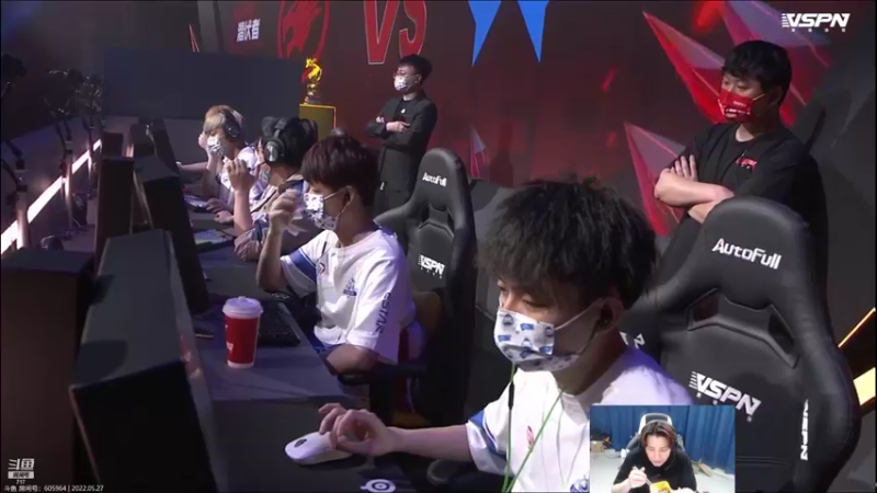 【2022-05-27 21点场】白鲨石头丶：一起观看CFPLS20夏赛季咯！
