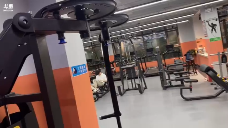 【2022-05-28 18点场】驴酱的冯雨大王：让我多睡半小时