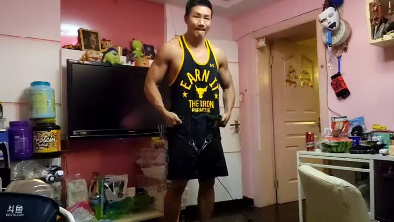 【2022-05-28 21点场】黑人毅：高科技器械练个腿