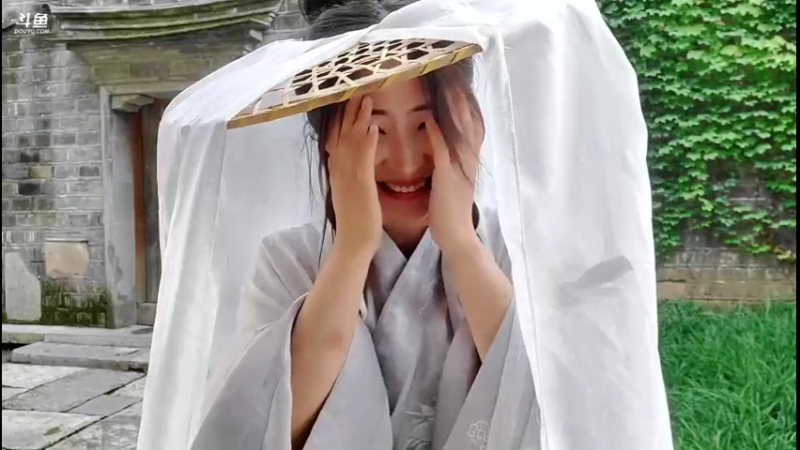 【2022-05-30 17点场】刘灶灶：刘灶灶的瓷器铺，笑傲江湖