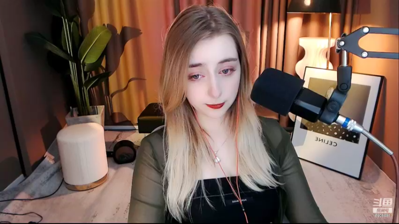 【2022-05-31 02点场】毛妹ALICE：俄罗斯最美丽的女主播~