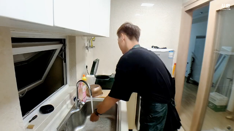 我在斗鱼看赛文柒Seven直播户外