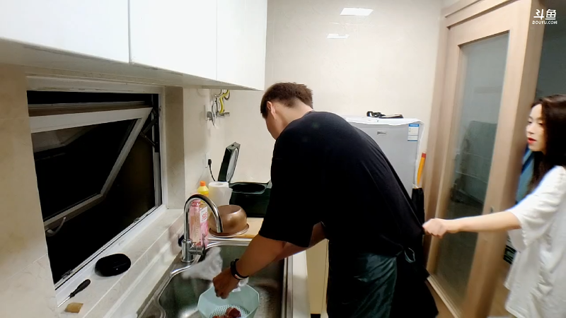 我在斗鱼看赛文柒Seven直播户外