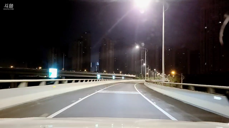 我在斗鱼看赛文柒Seven直播户外