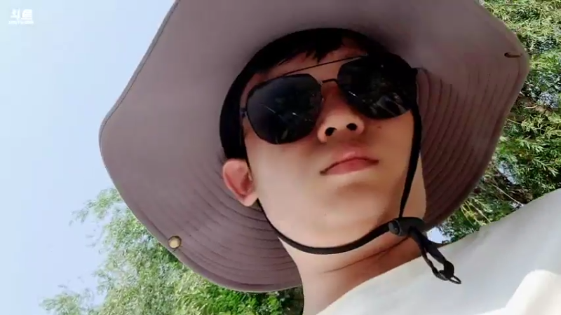 【2022-06-01 16点场】郑伟丶：恭喜RNG喜提冠军