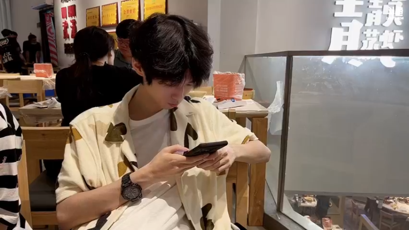 【2022-06-01 21点场】骚易丶：巅峰赛冲冲冲!!! 2207607