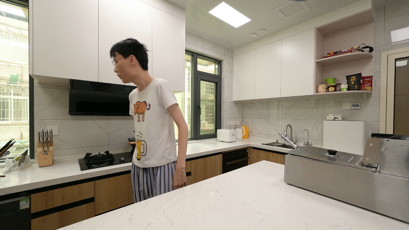 我在斗鱼看超级小桀直播马里奥制造