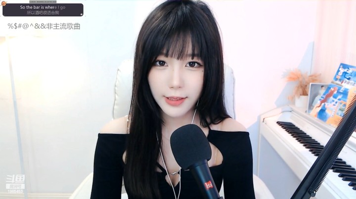 大琳美女小姐姐唱歌很好听啊，好可爱啊
