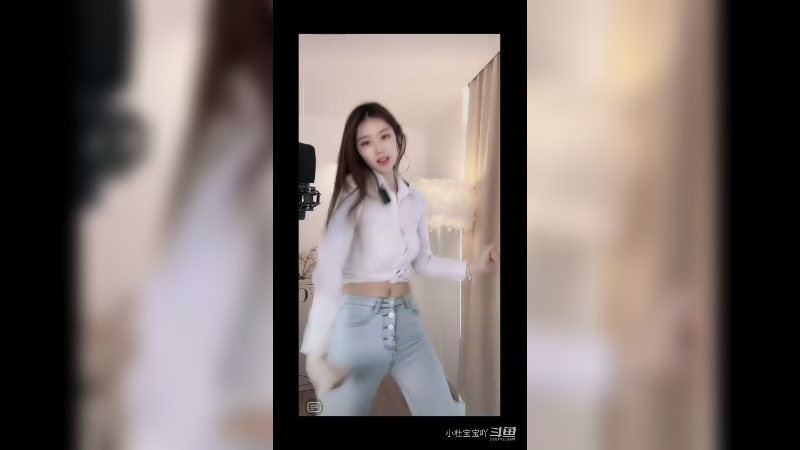 脸蛋精致  身材高挑  仙气十足的小姐姐3