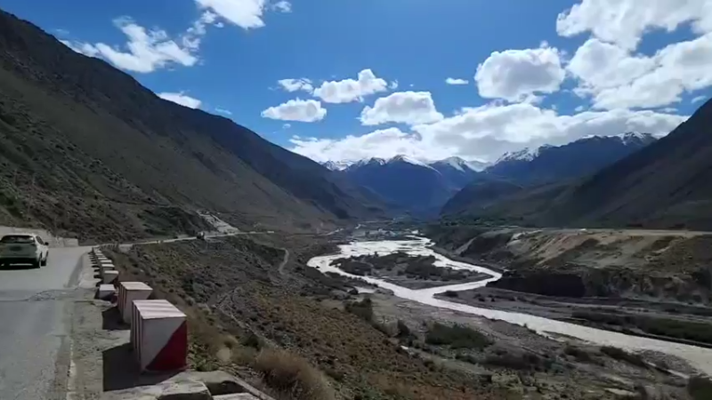 【2022-05-27 17点场】叶子户外：《纪实直播》一路向西→进西藏波密