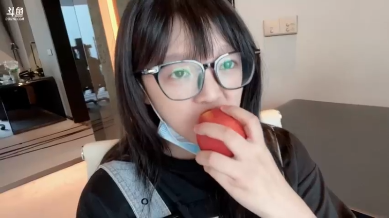 【2022-06-03 18点场】我就是图图阿：端午三天出门随缘播啵啵啵