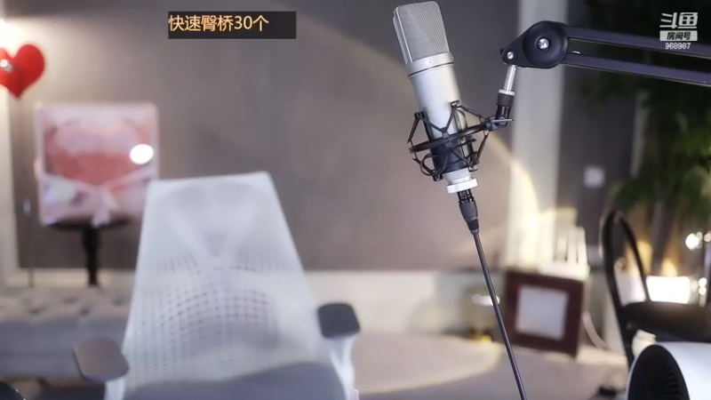 【2022-06-03 00点场】南妹儿呀：身高170的模特mm哦~