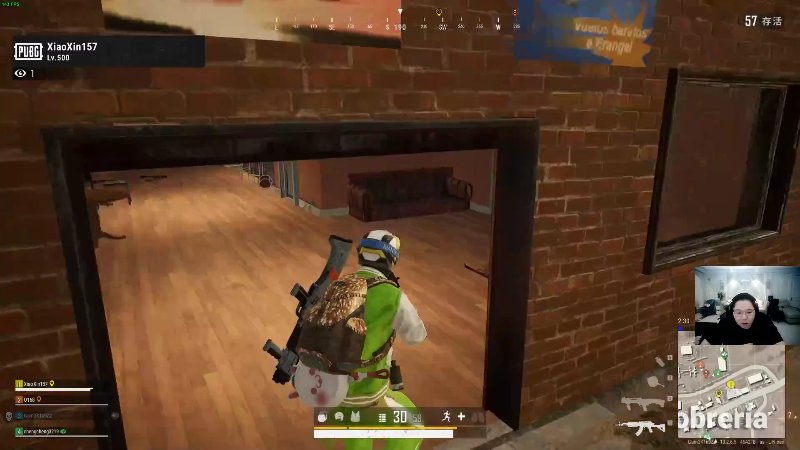 我在斗鱼看即将拥有人鱼线的PDD直播英雄联盟