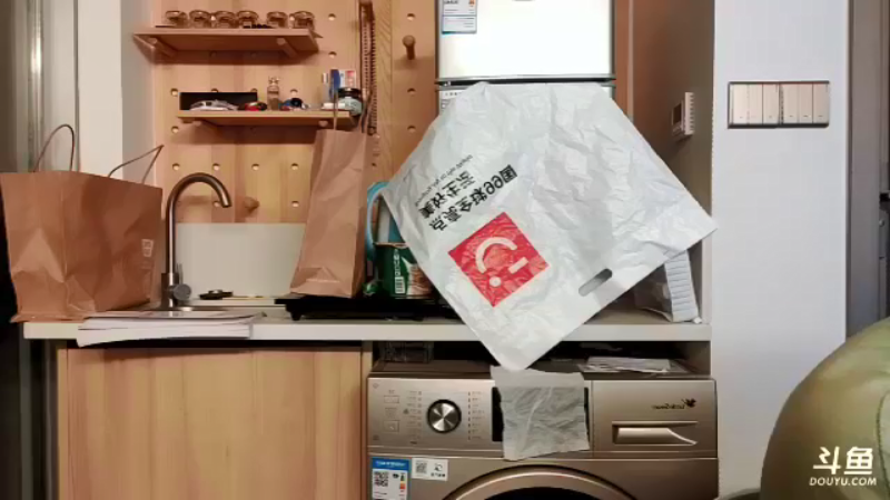【2022-06-03 02点场】熊熊高冷暖男：（深圳）享受过程