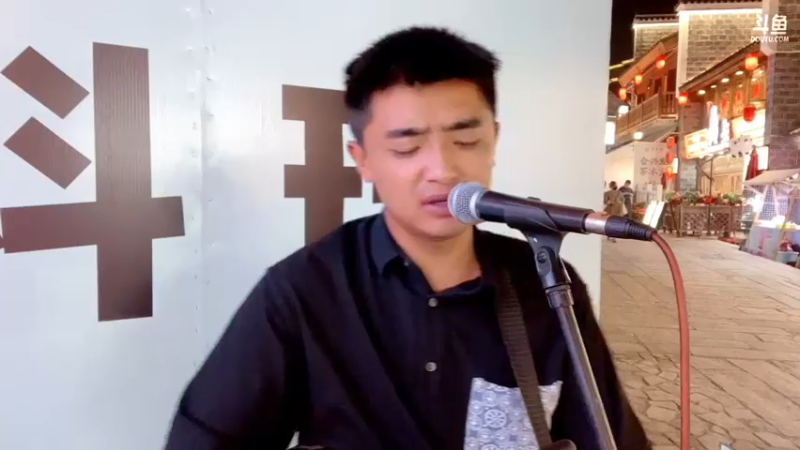 【2022-06-06 21点场】主播阿郎：带着阿芬去新疆 day 1