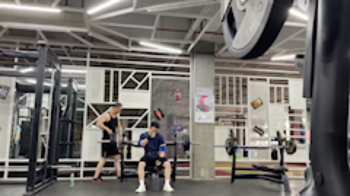 纪念一下俩年推起了100kg