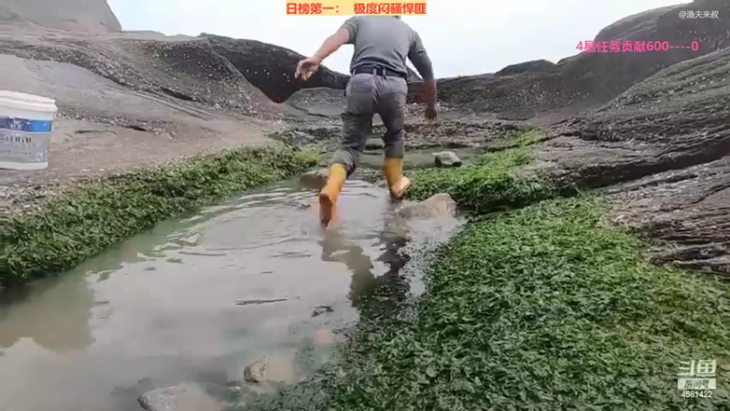 【2022-06-02 00点场】迷人的卿姐姐i：6.1快乐~~~童心满满~~~