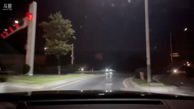 【2022-06-06 23点场】主播阿郎：带着阿芬去新疆 day 1