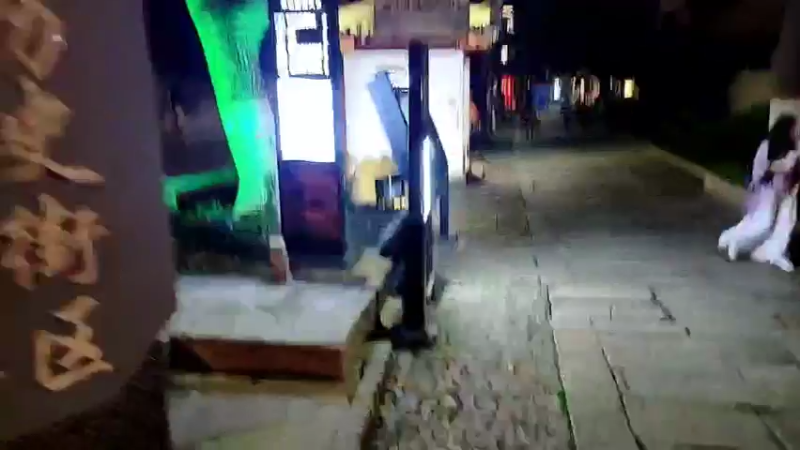 【2022-06-06 20点场】小鱼小鱼吃虾米：雨季的苏州，思念的重庆，沫沫我想你了
