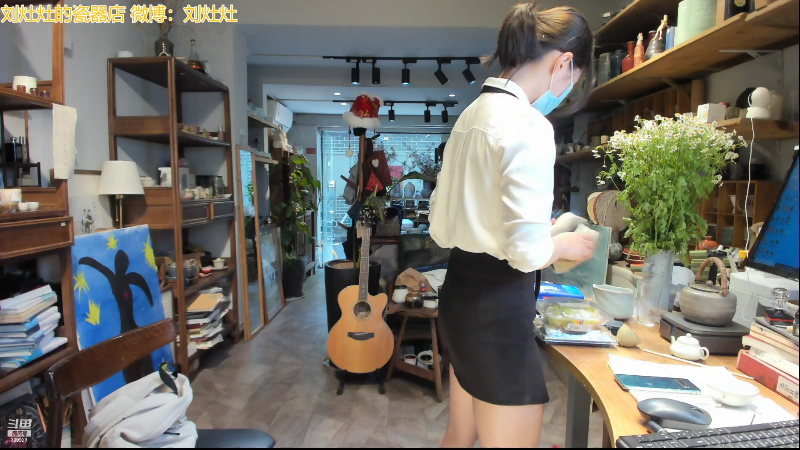 【户外】刘灶灶的精彩时刻 20220608 12点场