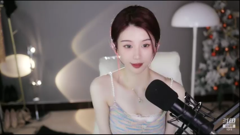 【2022-06-08 00点场】青台miss：休息几天出去玩喔 1011