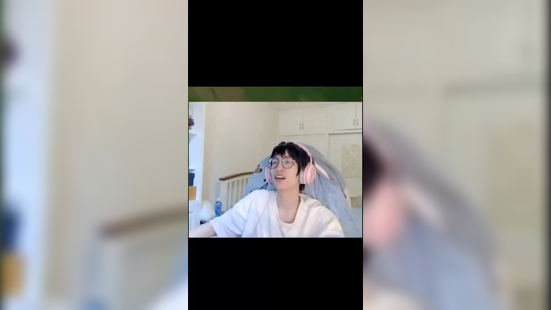 峡谷之巅还未放晴，上单这片天仍旧灰暗