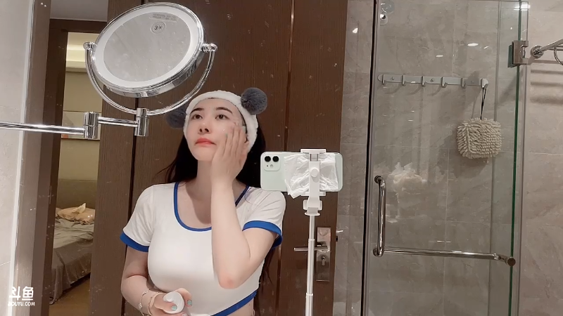 【户外】XX是个坏女人的精彩时刻 20220609 00点场