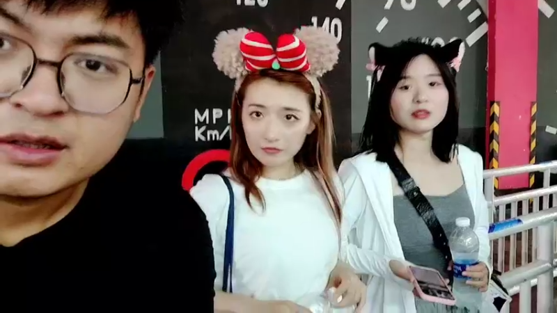 【2022-06-09 14点场】火力堂主：三个人一头猪逛武汉！
