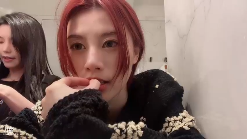 【2022-06-08 22点场】青台miss：户外一下1011