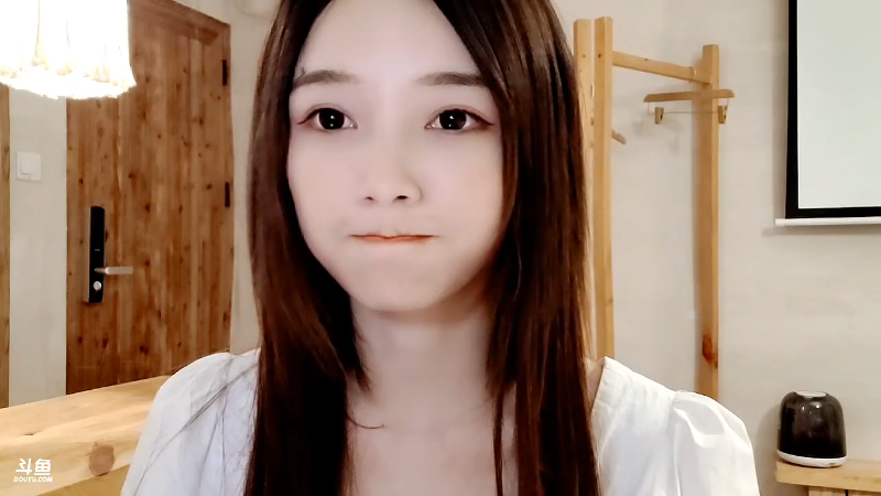 【户外】百变姑姑肖淑洁的精彩时刻 20220610 00点场