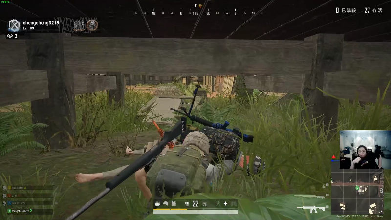 我在斗鱼看即将拥有人鱼线的PDD直播英雄联盟