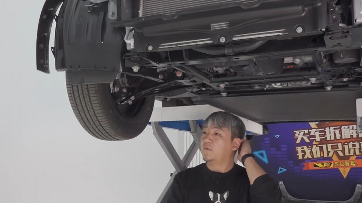 比亚迪海豚：“三电”中的佼佼者，不过底盘还是那么简洁