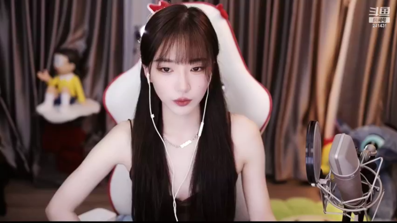 【2022-06-12 21点场】小苏菲：晚上播会。