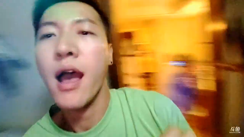 我在斗鱼看赛文柒Seven直播户外